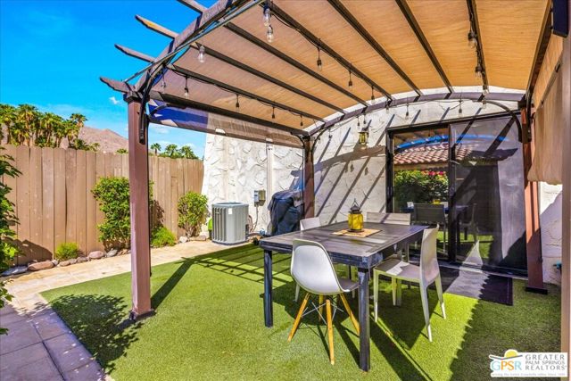 379 W Mariscal Road, Palm Springs, CA 92262