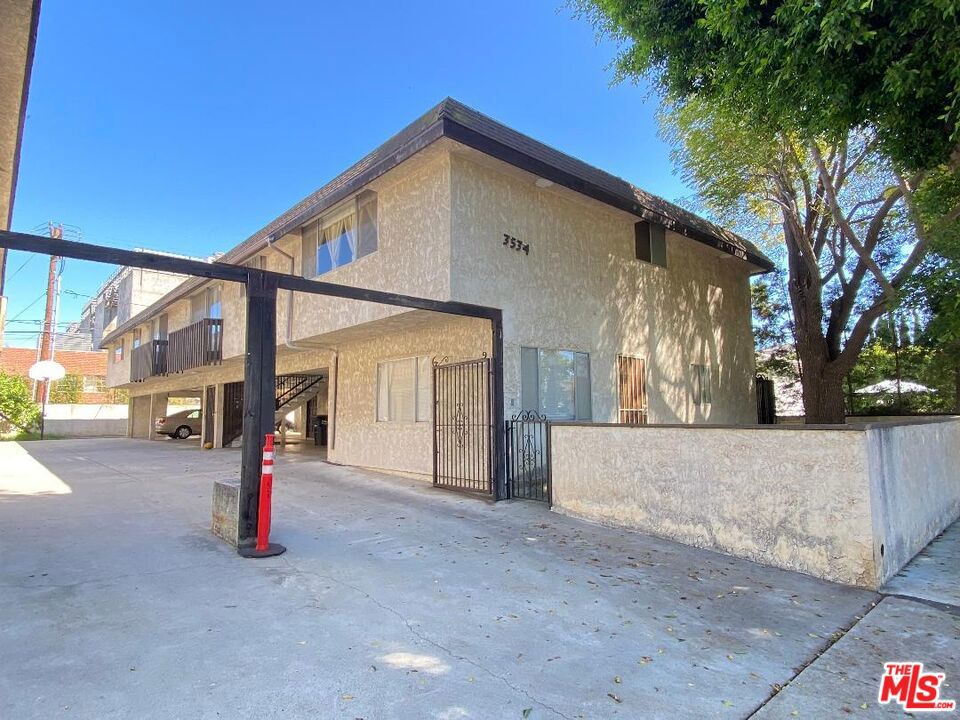 Multifamily at 3534 Schaefer Street