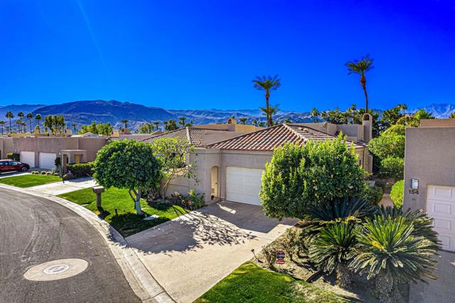 153 Lake Shore Drive, Rancho Mirage CA: https://media.crmls.org/mediaz/bc418695-fe3c-4900-b49f-6df6d2c36c0c.jpg