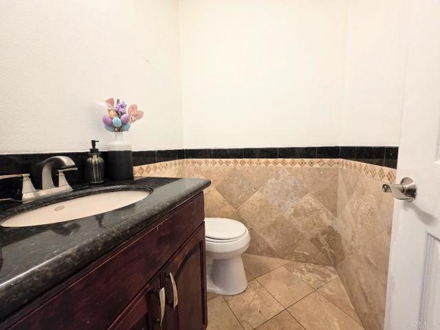 Detail Gallery Image 11 of 26 For 303 Rancho Dr #B,  Chula Vista,  CA 91911 - 3 Beds | 1/1 Baths