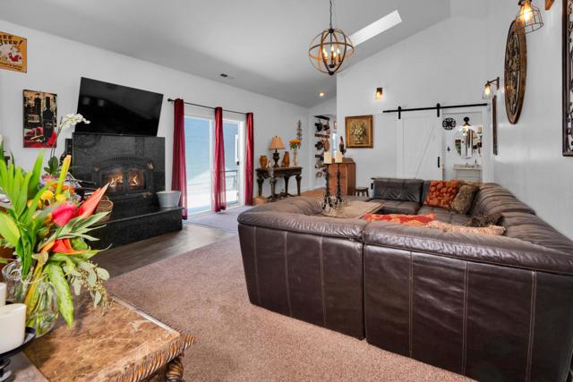 2165 Cox Road, Aptos CA: https://media.crmls.org/mediaz/bc429774-6e86-45df-abf8-8e24a6e1b92c.jpg