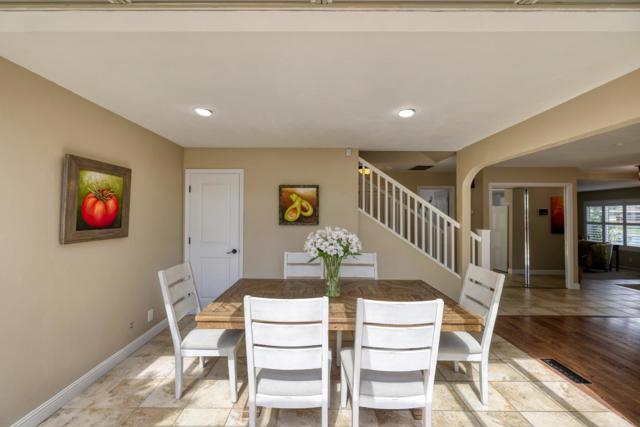 307 De La Vina Way, Salinas CA: https://media.crmls.org/mediaz/bc42ea6d-ee20-4794-b188-7c323462e42d.jpg