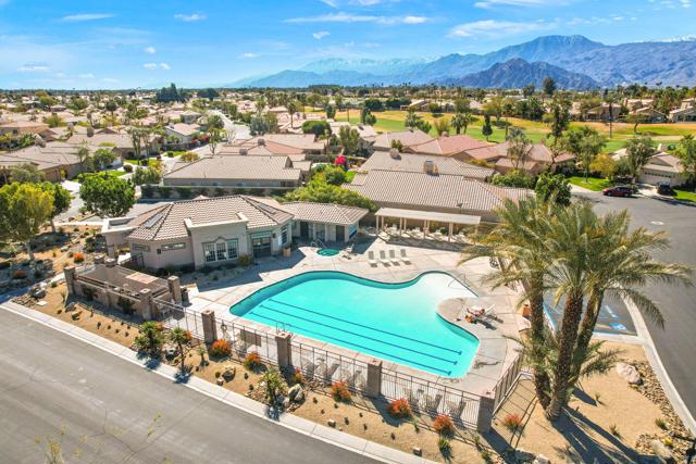 80055 Jasper Park Avenue, Indio CA: https://media.crmls.org/mediaz/bc4371db-0fde-47a8-be79-562144776db4.jpg
