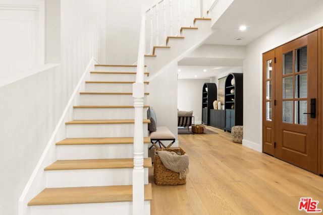 22824 Margarita Drive, Woodland Hills CA: https://media.crmls.org/mediaz/bc4392ed-4c9e-42e8-8d55-13b46e2a0a2b.jpg