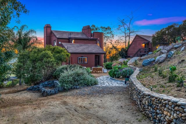 30593 Miller Road, Valley Center CA: https://media.crmls.org/mediaz/bc440215-793b-4c07-a5cf-5e6f43f37810.jpg