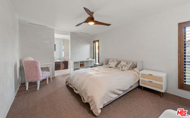 4616 Roma Court, Marina del Rey CA: https://media.crmls.org/mediaz/bc4529be-bd81-45b9-97fc-492541b28b8a.jpg