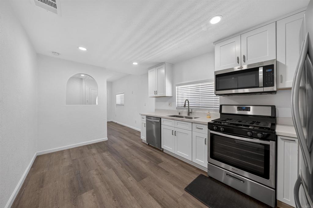 35 19th Street - photo 4