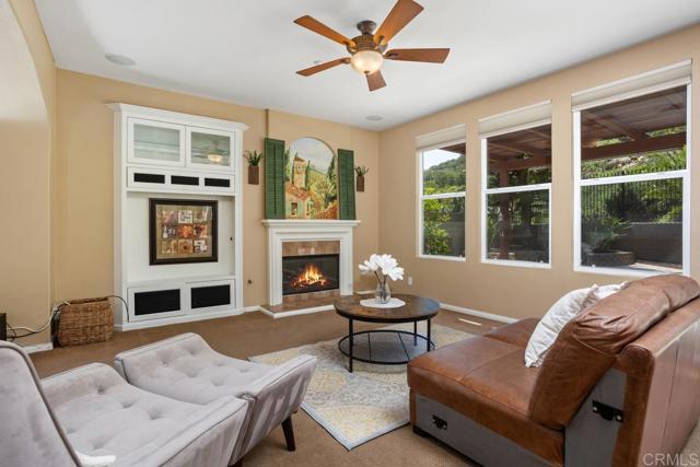 3385 Wild Oak Lane, Escondido CA: https://media.crmls.org/mediaz/bc472652-6659-4863-a149-fa9445d003e3.jpg