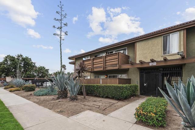615 Fredricks ave, Oceanside CA: https://media.crmls.org/mediaz/bc480e0d-4463-4d02-a5fd-80abf2b83ff0.jpg