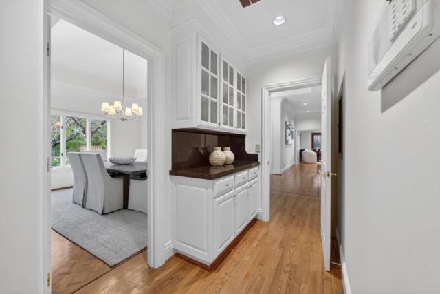 20026 Heritage Oak, Saratoga CA: https://media.crmls.org/mediaz/bc4900a4-0881-4bc1-a112-29ef6fdbedf4.jpg