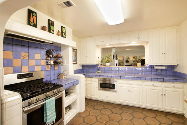 52404 Avenida Rubio, La Quinta CA: https://media.crmls.org/mediaz/bc492c8c-d4ca-4d4e-b60c-1b4c11d4c6f4.jpg