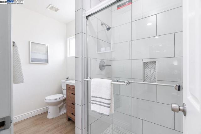 4733 E Washington St, Stockton CA: https://media.crmls.org/mediaz/bc4a17b9-0eba-4e61-bc22-c0e211611802.jpg