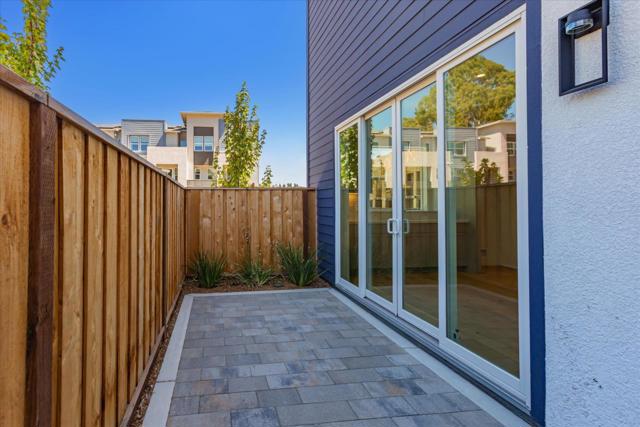 322 Isabelline Court, San Ramon CA: https://media.crmls.org/mediaz/bc4a2f86-caaf-40ff-b588-18034b0e01d2.jpg