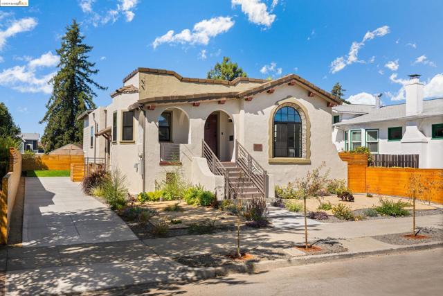 5919 Dover St, Oakland, California 94609, ,Multi-Family,For Sale,Dover St,41075754