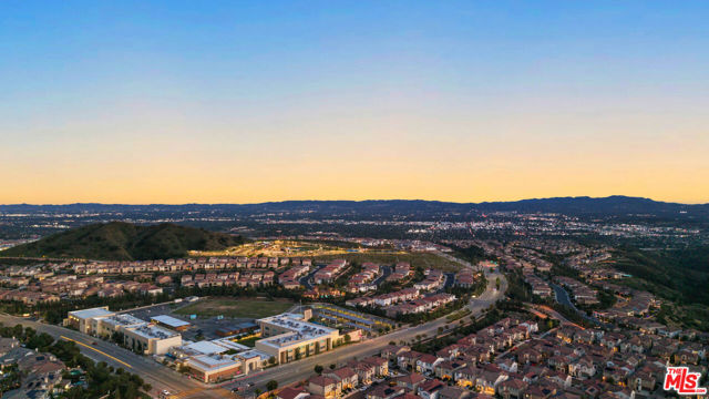 20643 W Wood Rose Court, Porter Ranch CA: https://media.crmls.org/mediaz/bc4bf2e2-6656-44f5-b310-2be2221fa3c7.jpg