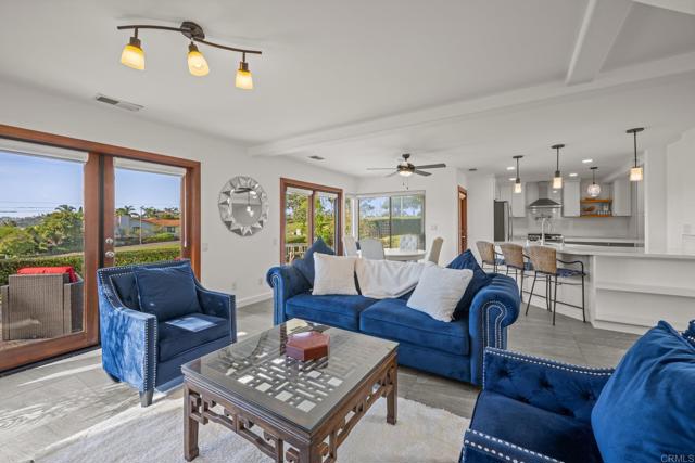 Detail Gallery Image 18 of 40 For 629 Camino Ynez, Solana Beach,  CA 92075 - 4 Beds | 3 Baths