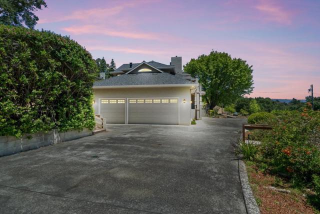 125 Orchard Heights Lane, Corralitos CA: https://media.crmls.org/mediaz/bc4c2e1e-7c47-465d-8a0f-fa3aa3832502.jpg