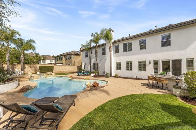 2337 Douglaston Glen, Escondido CA: https://media.crmls.org/mediaz/bc4cc773-cfa4-4eac-863b-207e5392e698.jpg