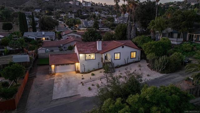 1466 Conway Dr, Escondido CA: https://media.crmls.org/mediaz/bc4ccc56-4366-45f1-b77e-346aebc74726.jpg