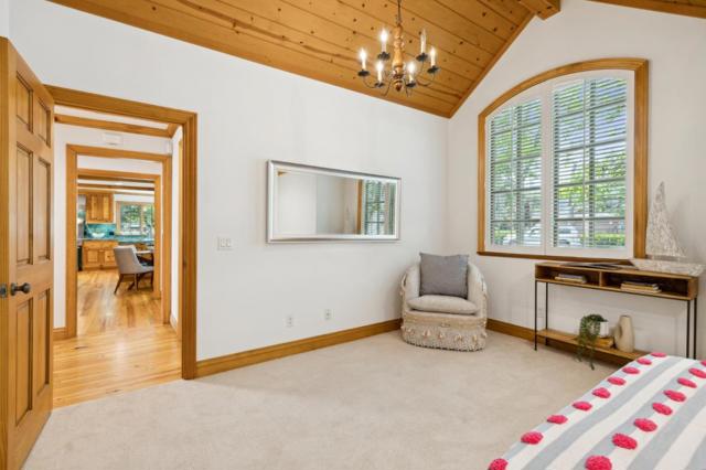 655 Berry Avenue, Los Altos CA: https://media.crmls.org/mediaz/bc4dcf46-347f-4fef-b0df-cf451827d0ec.jpg
