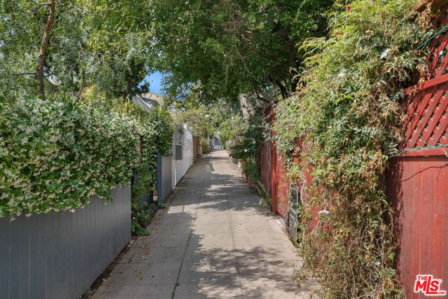 125 PARK Place photo 6