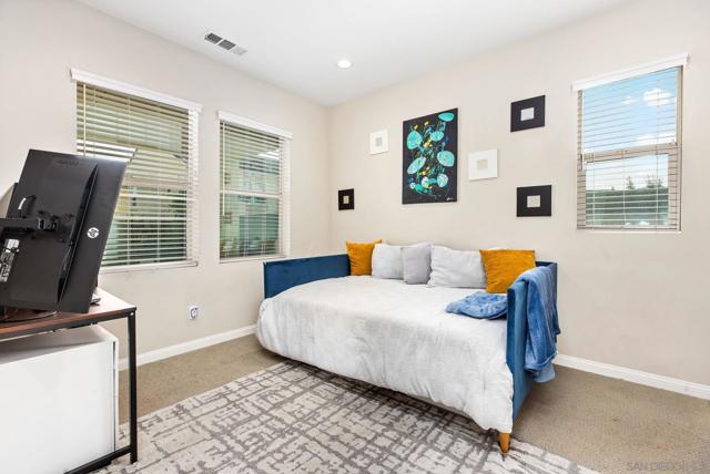 2018 Avenida Artana, Chula Vista CA: https://media.crmls.org/mediaz/bc4e28a3-f6d2-4548-87f2-abca4256bb25.jpg