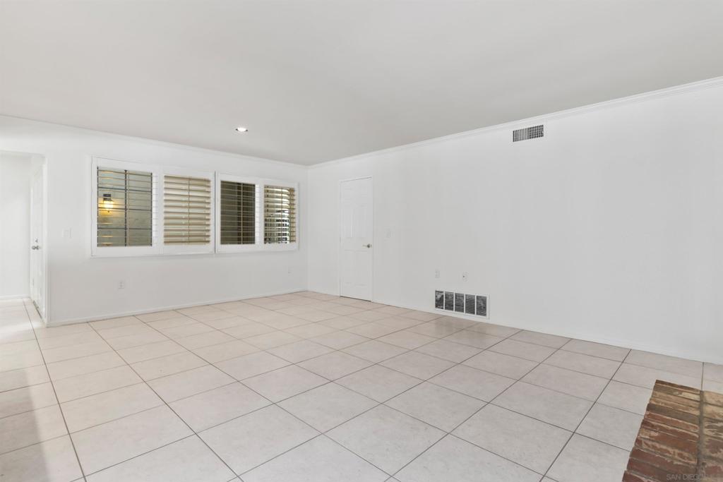 MLS #250041517SD image #25