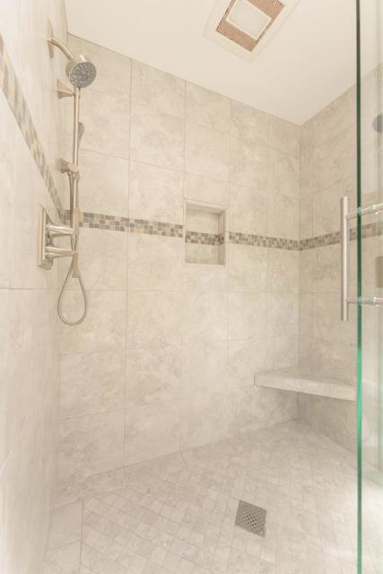 1152 Los Palos Drive, Salinas CA: https://media.crmls.org/mediaz/bc522e99-0718-424a-b176-64879d239fb9.jpg