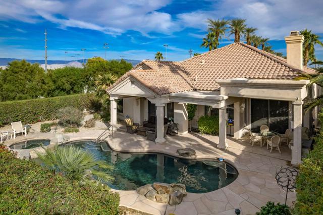 50075 Doral Street, La Quinta CA: https://media.crmls.org/mediaz/bc539095-6a9a-42d8-a612-8c4a099c4e78.jpg
