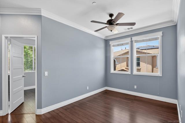 Image 27 of 37 For 42921 Avenida Amistad