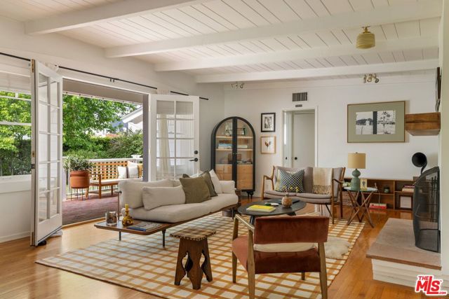 3476 Meier Street, Los Angeles CA: https://media.crmls.org/mediaz/bc544cd1-5cdf-47ce-ab2c-c1ed734d78e5.jpg