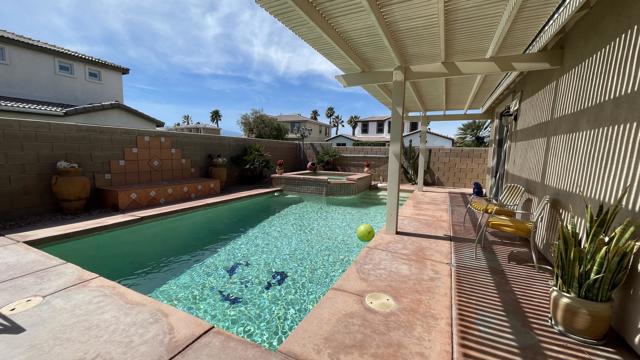 82549 Tivoli Court, Indio CA: https://media.crmls.org/mediaz/bc55faf8-c976-4663-9cf0-94a9a2d8cf04.jpg