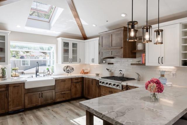307 Sidesaddle Circle, Scotts Valley CA: https://media.crmls.org/mediaz/bc568563-a9ba-4374-9a84-f47a12294194.jpg