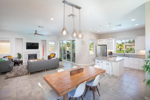 67424 Zuni Court Court, Cathedral City CA: https://media.crmls.org/mediaz/bc59332a-f624-4bb4-b632-40a514025f09.jpg