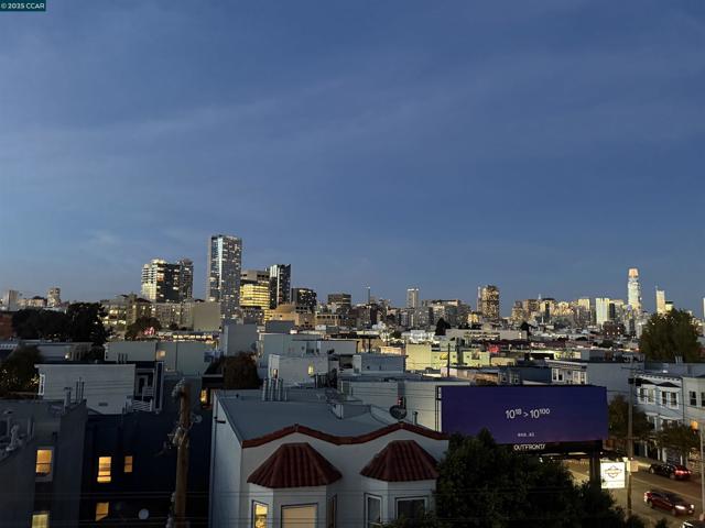 1515 15Th St, San Francisco CA: https://media.crmls.org/mediaz/bc5971f0-00c1-41f6-89c3-9eac3aa89500.jpg