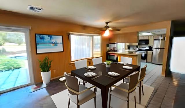 2600 N Farrell Drive, Palm Springs CA: https://media.crmls.org/mediaz/bc59bd5e-8765-4c74-b671-11c851196953.jpg