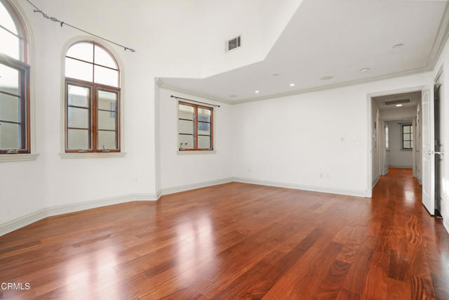 Detail Gallery Image 14 of 51 For 985 N Michillinda Ave #207,  Pasadena,  CA 91107 - 3 Beds | 5 Baths