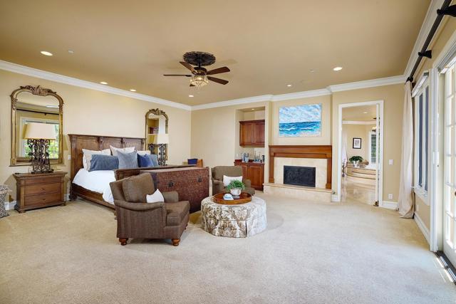 Detail Gallery Image 15 of 33 For 17487 Calle Mayor, Rancho Santa Fe,  CA 92067 - 6 Beds | 5/1 Baths