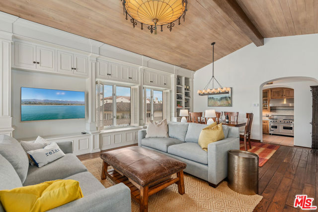 1024 Garden Street, Santa Barbara CA: https://media.crmls.org/mediaz/bc5ba09e-6b91-4d2e-9a96-9ce543fa7879.jpg