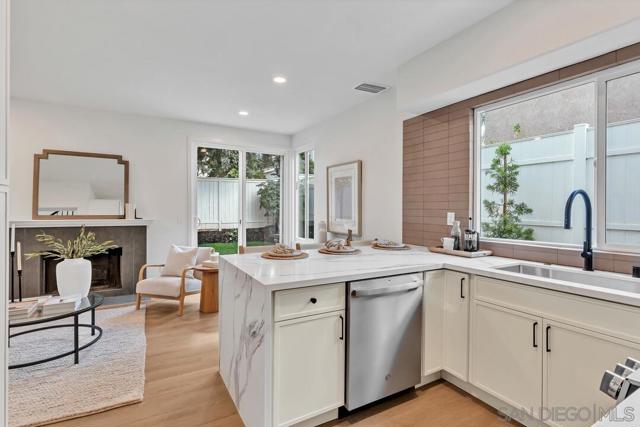 12169 Via San Loreno, San Diego CA: https://media.crmls.org/mediaz/bc5be125-2c2f-41dc-a602-4a4dd6db8162.jpg