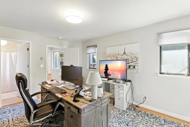 1427 Paloma Avenue, Burlingame CA: https://media.crmls.org/mediaz/bc5c1349-1015-4f33-9a6b-eb9fc6386c85.jpg