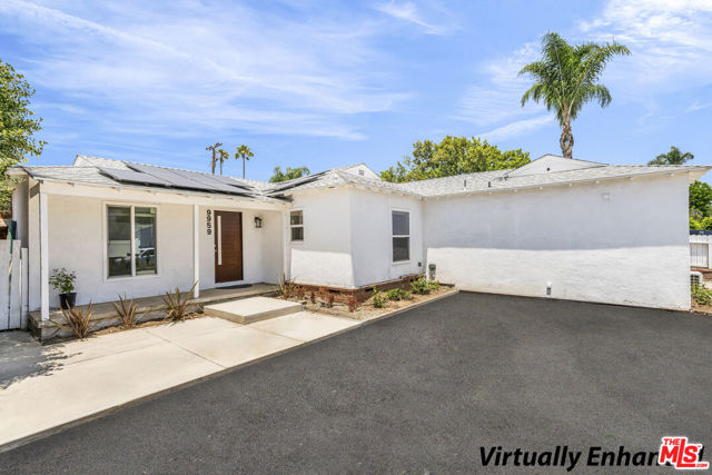 9959 Wisner Avenue, Mission Hills (San Fernando) CA: https://media.crmls.org/mediaz/bc5c1552-6322-4cdf-84b7-e130aee087a7.jpg