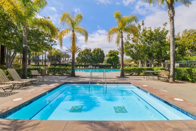2155 Playa Dr., Chula Vista CA: https://media.crmls.org/mediaz/bc5c8ea1-f502-4c16-a073-dea4976fd4d5.jpg