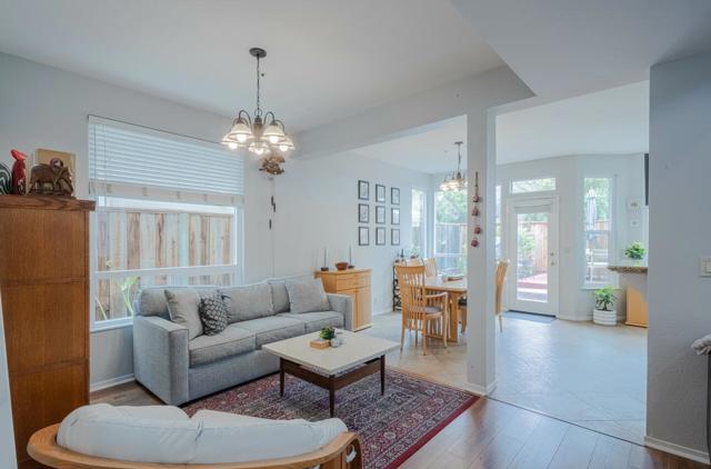 21028 Country Park Road, Salinas CA: https://media.crmls.org/mediaz/bc5d0141-88eb-4f9a-8e84-c3b78c7530b4.jpg