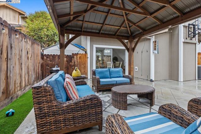 60 W South St, Tracy CA: https://media.crmls.org/mediaz/bc5d3f3a-62a5-4bd8-b51f-cb94d5707726.jpg