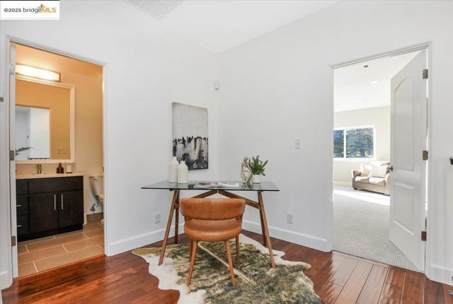 1738 18th Ave, Oakland CA: https://media.crmls.org/mediaz/bc5dd9c3-7502-4b4d-b68c-e721facd6ca7.jpg