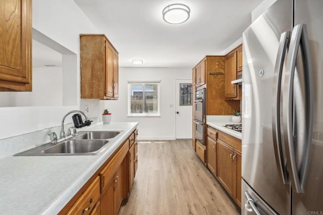 Detail Gallery Image 9 of 31 For 6443 Mount Ackerman Dr, San Diego,  CA 92111 - 3 Beds | 2 Baths