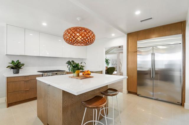 75493 Stardust Lane, Indian Wells CA: https://media.crmls.org/mediaz/bc5ea1b1-d7b5-4218-86dc-1c25db30515c.jpg