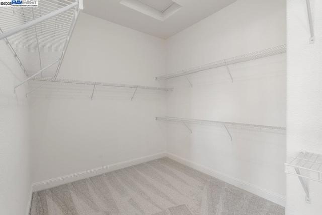 1123 Burghley Ln, Brentwood CA: https://media.crmls.org/mediaz/bc5f0fe8-9acf-4e42-bfb8-6579223fadb4.jpg