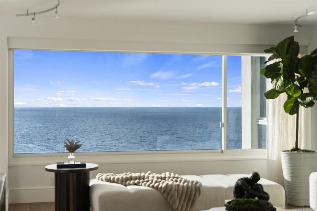 939 Coast Blvd - photo 7